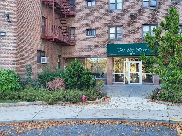 86-70 Francis Lewis Boulevard #A76, Holliswood, NY 11423