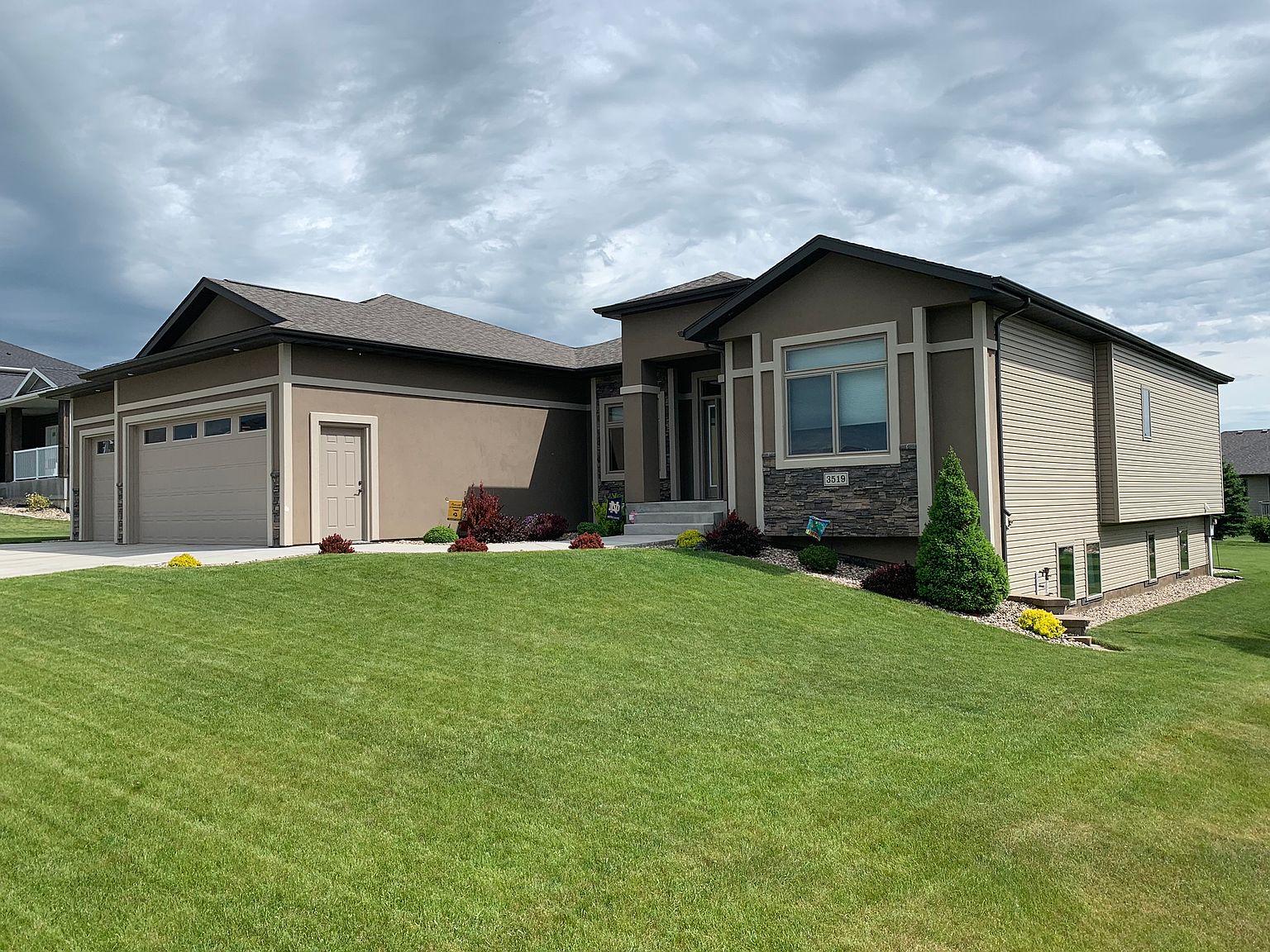 3519 Clairmont Rd, Bismarck, ND 58503 Zillow