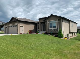 3519 Clairmont Rd, Bismarck, ND 58503