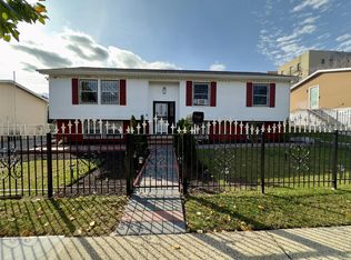 1565 Charlotte St, Bronx, NY 10460