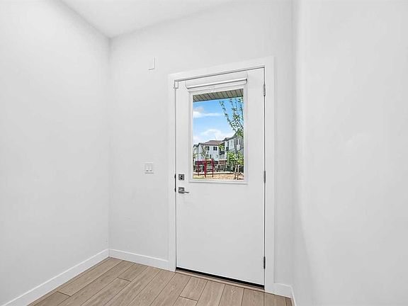 5th image of 280 S Chelsea Rd #703