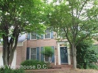 8220 Lone Oak Ct, Manassas, VA 20111