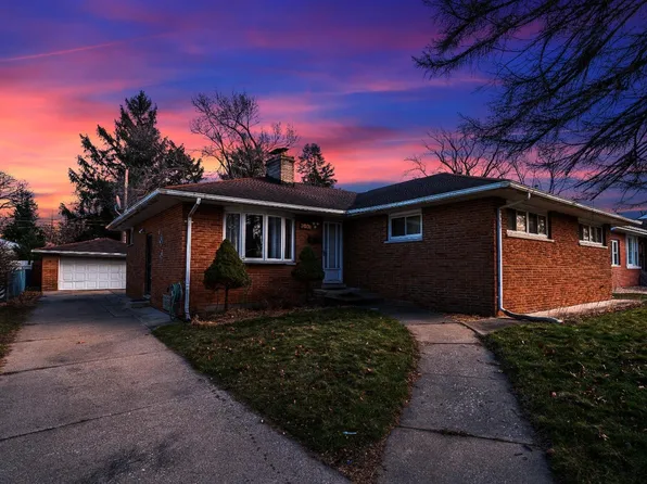 7031 Olcott Ave, Hammond, IN 46323