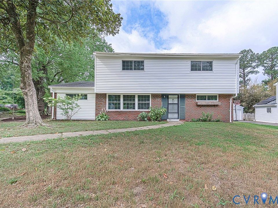 1st image of 9305 Woodcrest Rd