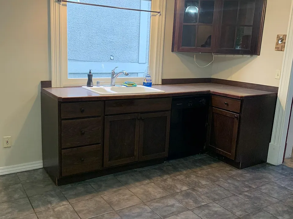 Kitchen with sink and storage