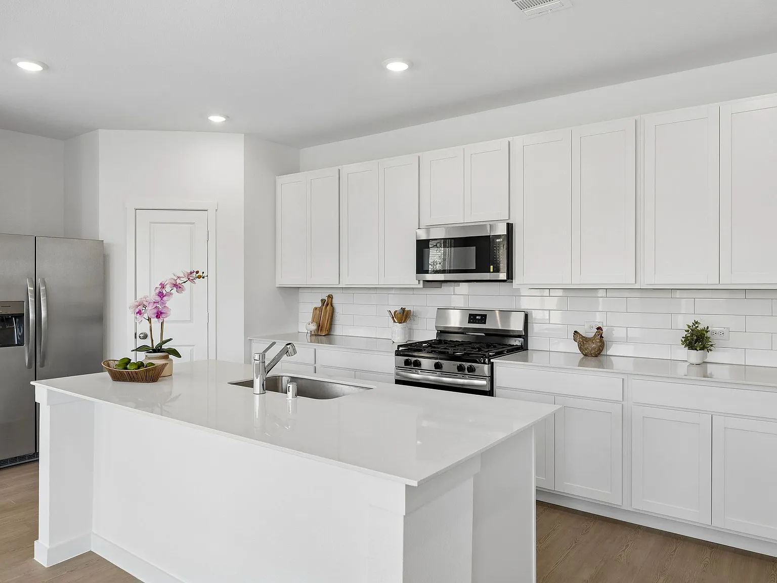 4 bed, 1902 sqft, $2,400 — Photo 4