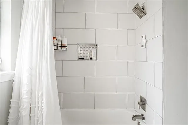 2708 Comet St — Photo 11
