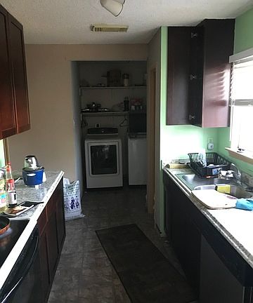 4th image of 3642 Candleglenn