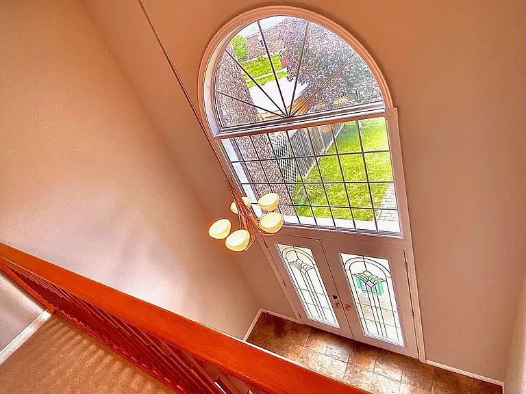 154 Severn Dr #UPPER — Photo 13