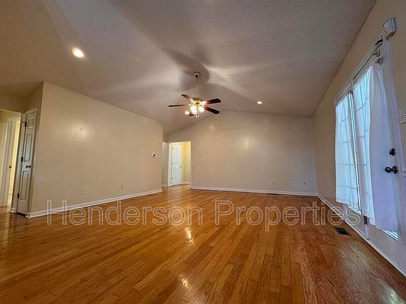 3rd image of 1938 Lake Run Dr