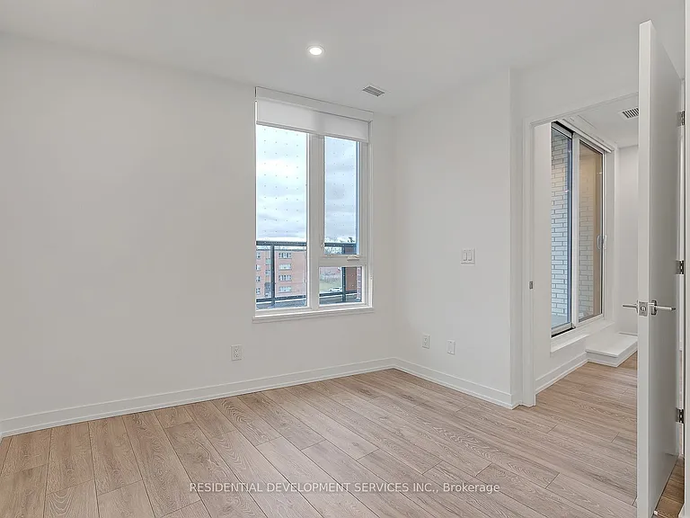 3100 Keele St #332 — Photo 10