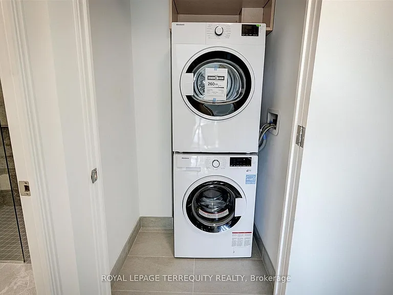 3 Southvale Dr #401 — Photo 26