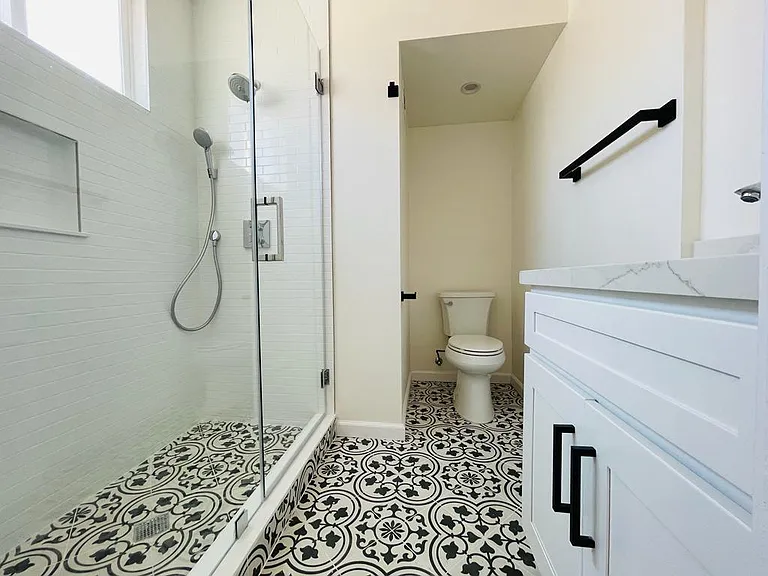 326 N Ogden Dr #1/2 — Photo 19