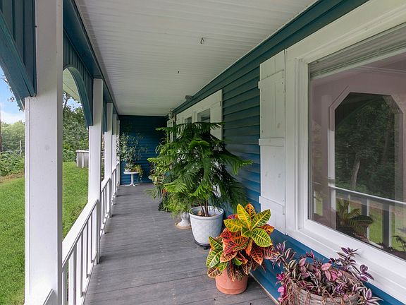 2nd image of 1110 Harmon Creek Rd