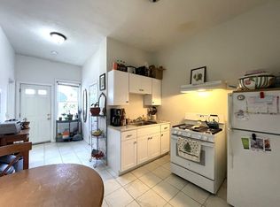 3 Cedar St #2, Cambridge, MA 02140