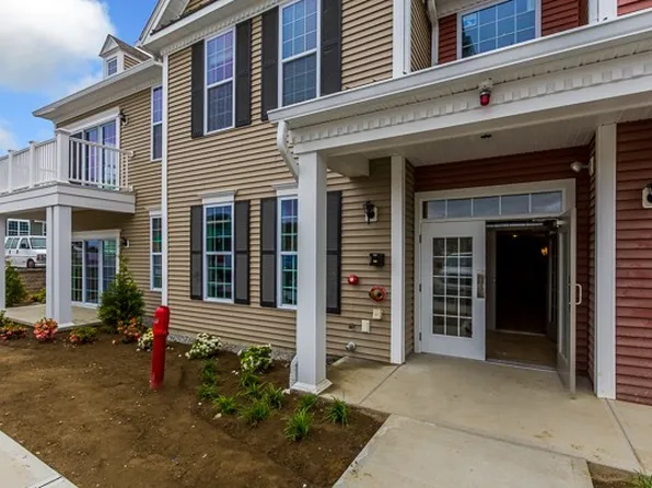 1008 Bradish Ln, Westborough, MA