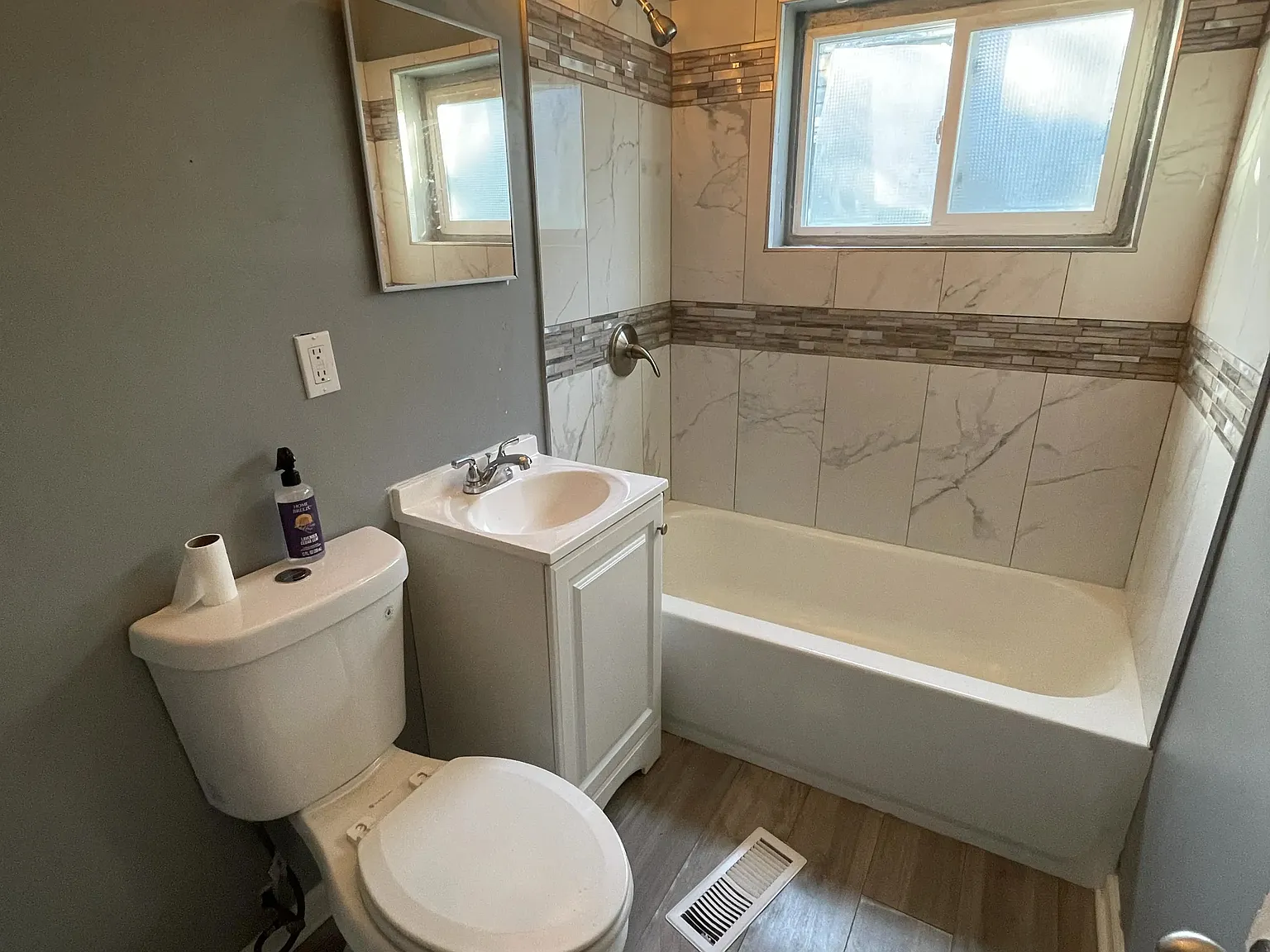 3 bed, 864 sqft, $1,500 — Photo 4
