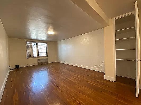 1st image of 275 Clarkson Ave #208