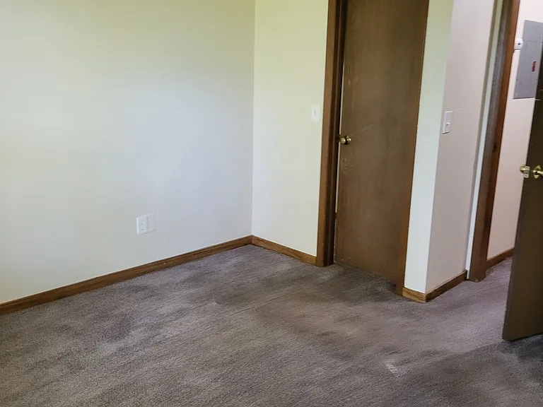 2130 Burton St SW #13 — Photo 5