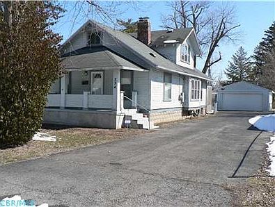 2nd image of 234 Lennox Ave
