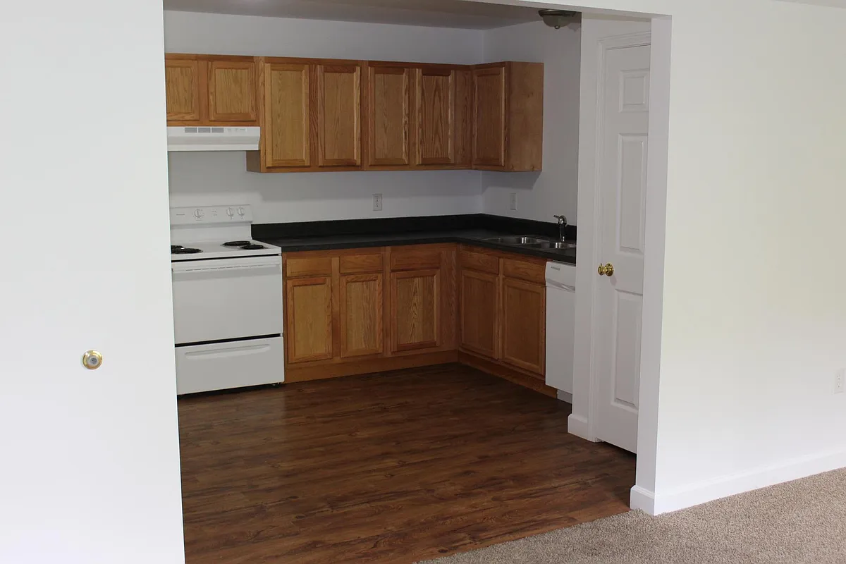 Building Photo - 212 Sunshine Ln