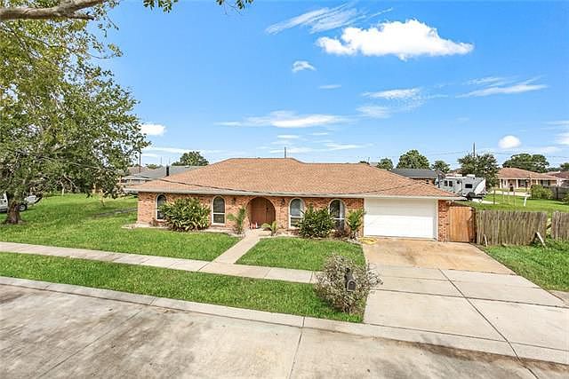 1st image of 3801 Pecan Dr