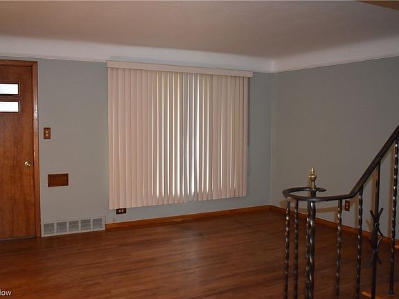 3rd image of 19714 Kildeer Ave