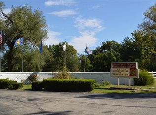 17090 Old Jamestown Rd, Florissant, MO 63034