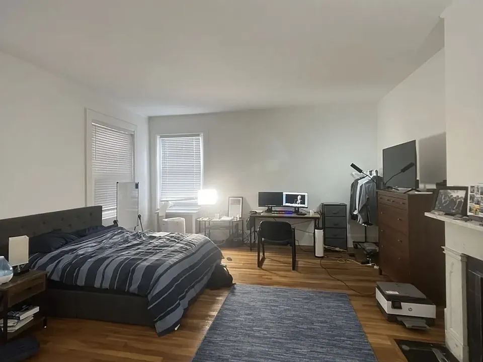 24 Joy St #11