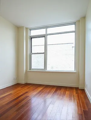 Rented by EXR | media 2