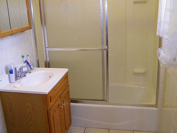 3rd image of 182 Jackson St #1