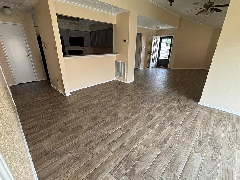 8319 Wind Veil Dr — Photo 25