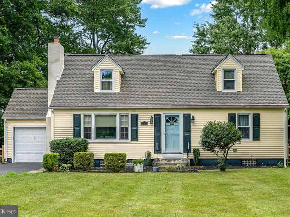 1708 Makefield Rd, Yardley, PA 19067