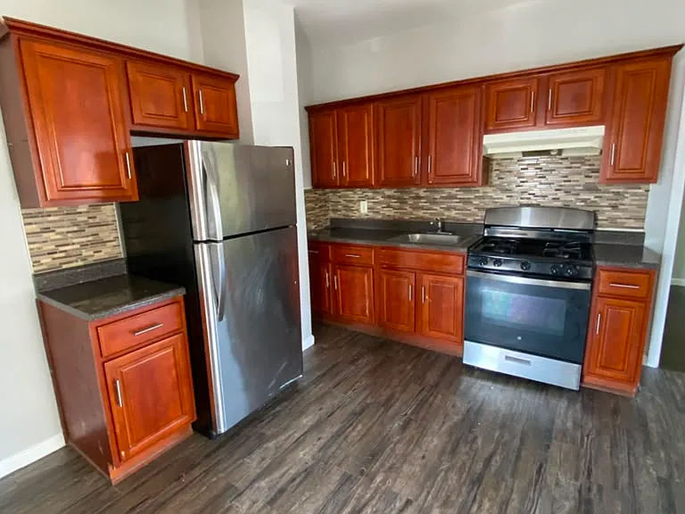 12 Beech St #3 — Photo 13