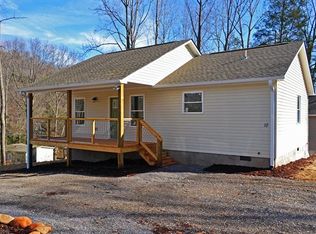 18 Kims Ct, Clyde, NC 28721