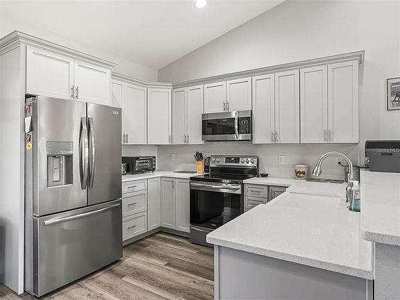 4th image of 1771 SE 119TH AVENUE