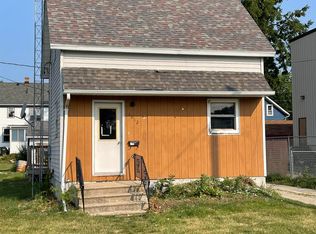 1012 Lincoln St, Beaver Dam, WI 53916