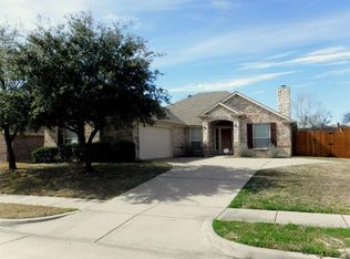 6060 Cedar Glen Dr, Grand Prairie, TX 75052