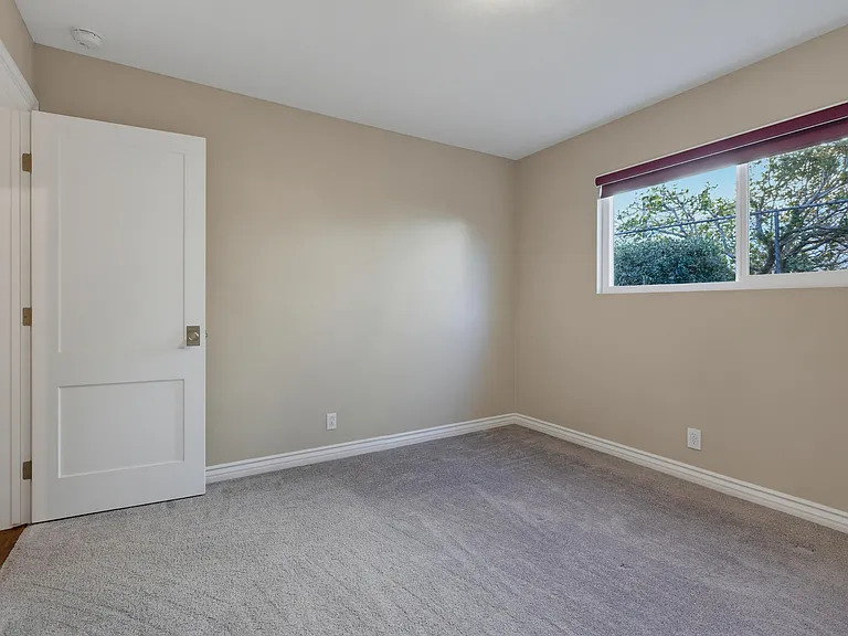 25251 Via Piedra Blanca — Photo 42
