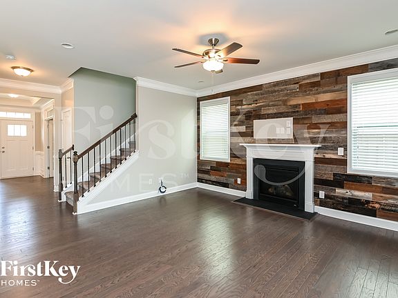 4th image of 9725 Rayneridge Dr