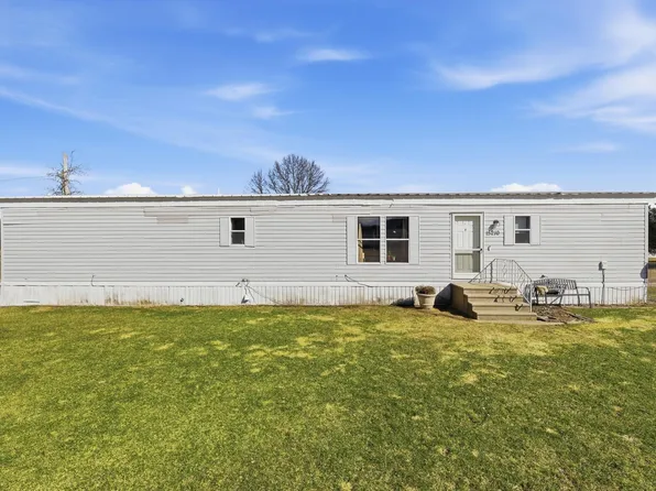 15210 Myers Lake Ave NE, Cedar Springs, MI 49319