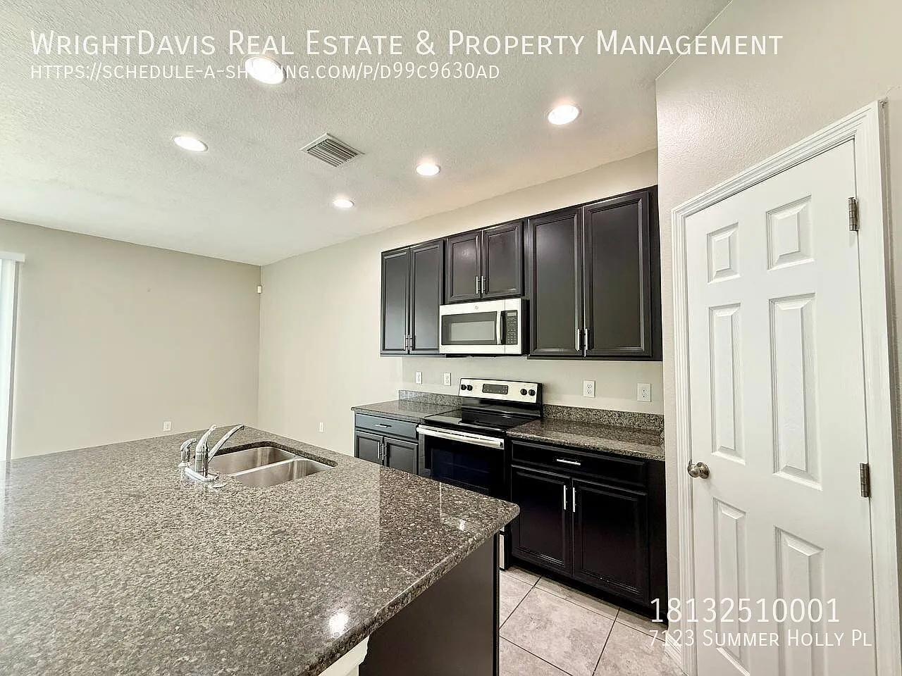 Beautiful 3/2.5 Townhome — Photo 4
