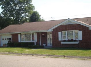709 S Main St, Brownstown, IN