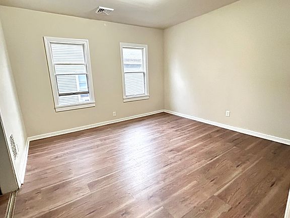 5th image of 37 W Dorrance St #2