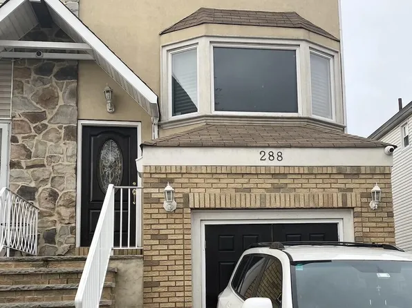 288 Nome Ave, Staten Island, NY 10314