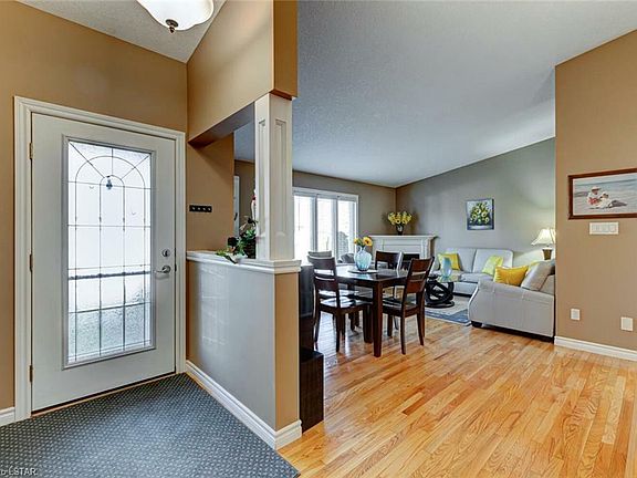 3rd image of 572 Thistlewood Dr #52