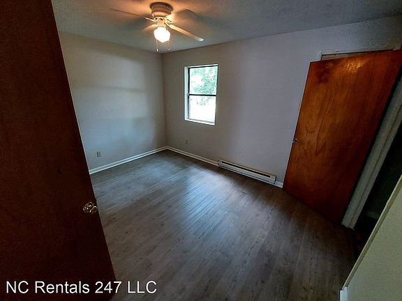 4th image of 2403 Markwood Ln APT B