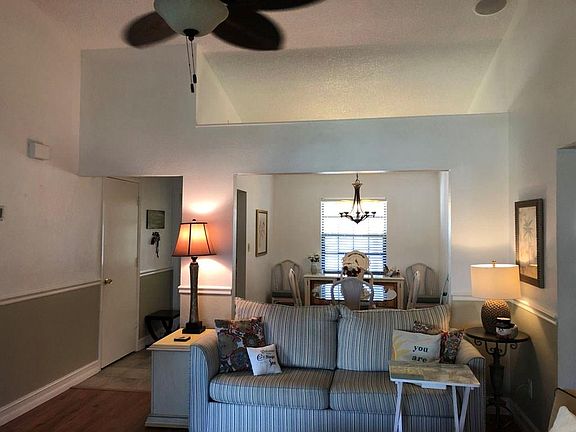 5th image of 2385 SE Breckenridge Cir