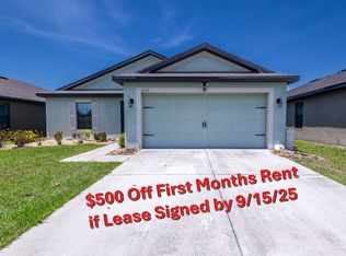 633 Chatham Walk Dr, Ruskin, FL 33570