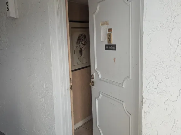 3090 Holiday Springs Boulevard Unit 105, Margate, FL 33063